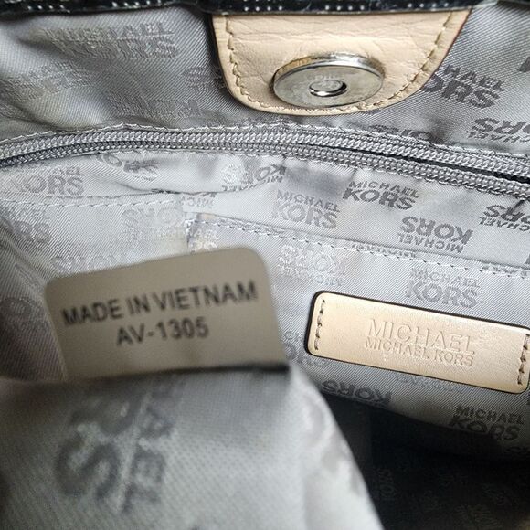 Michael Kors Gray MK Metallic Tote Bag - Picture 6 of 12